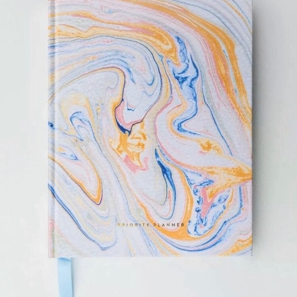 Rachel Hollis Start Today Priority Planner 2020 - Picture 2 of 3